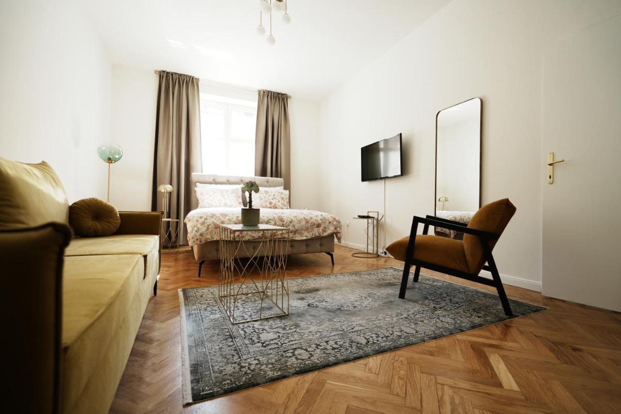 Center City Apartment 3 자그레브 외부 사진